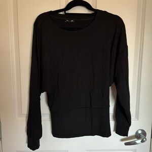 Black open back sweater express size medium